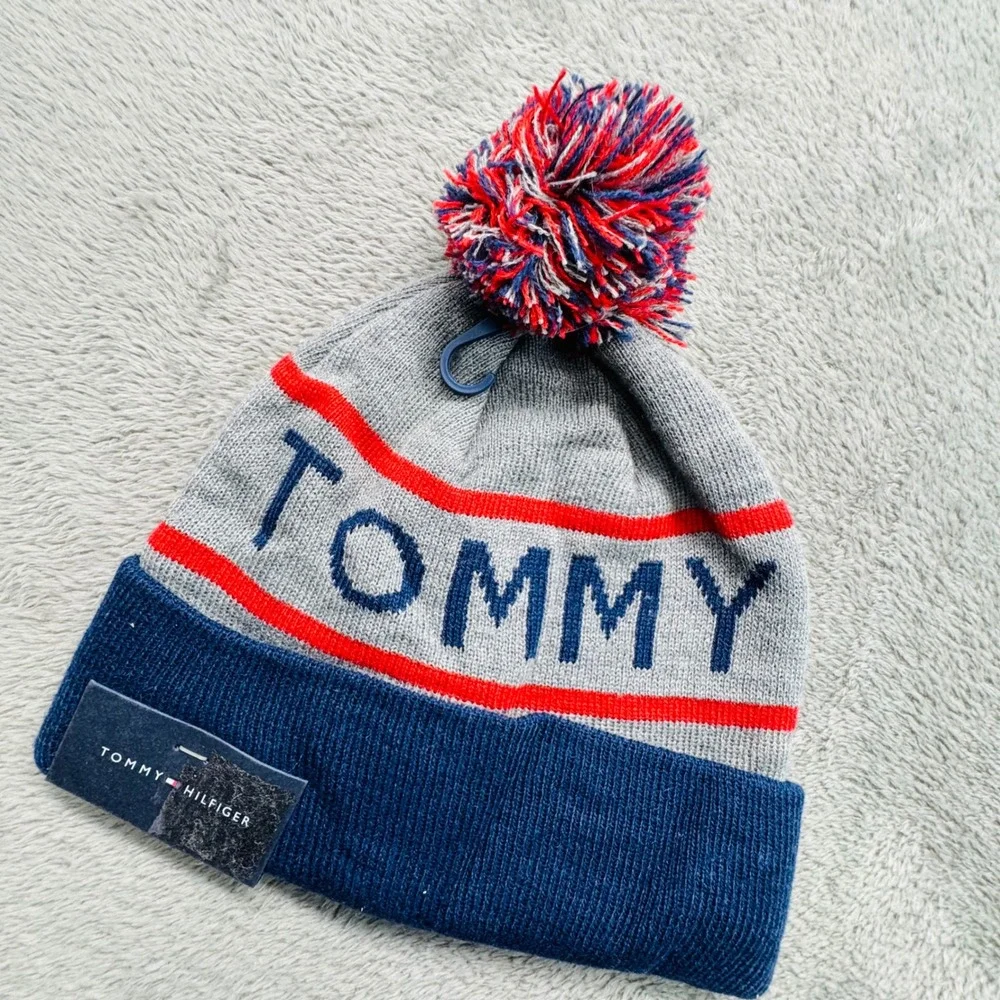 Tommy Hilfiger Men's Gray Blue Pom Pom Beanie Hat OS New With Tags MSRP‎ $42